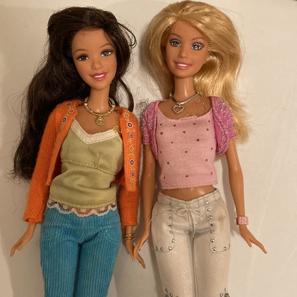 Set of 2 Barbie High School Musical Singing Dolls - Picture 2 of 7